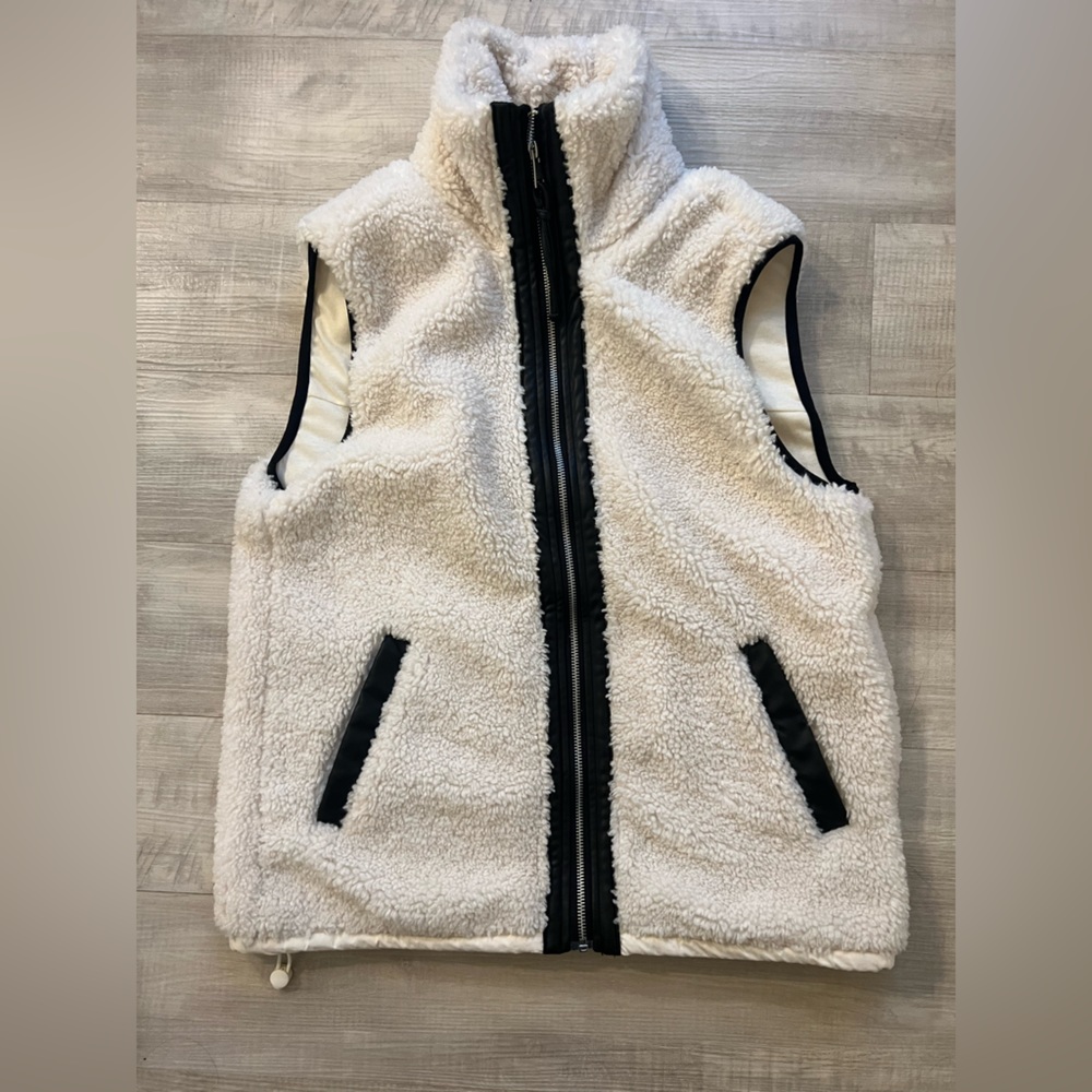 Abercrombie & Fitch-  Very GUC Sherpa Vest